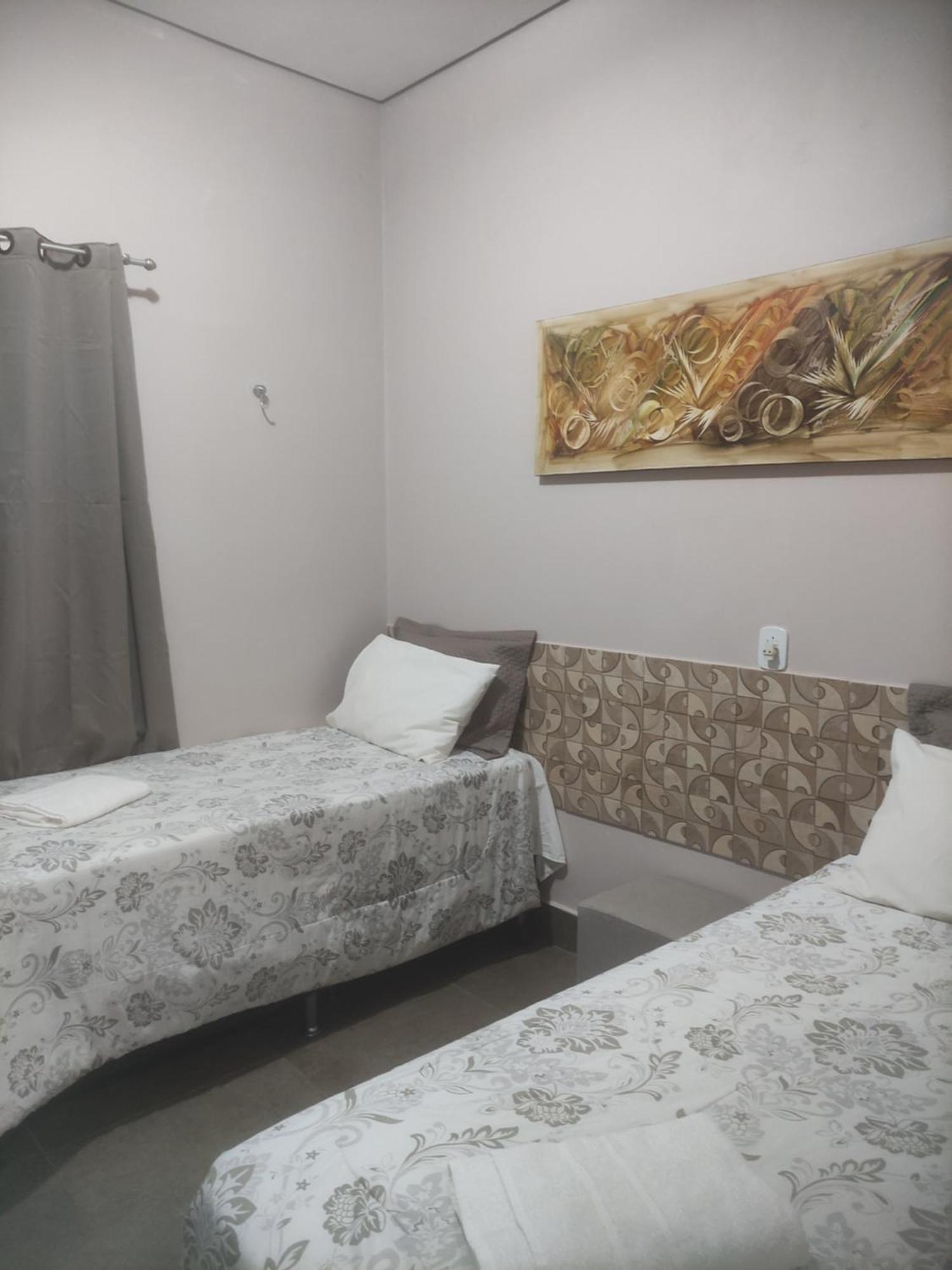 Pousada Da Gi Suites E Turismo Chapada dos Guimarães Habitación foto